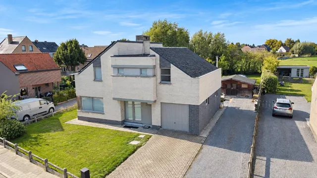 Huis te koop in Kruisem – 1/10