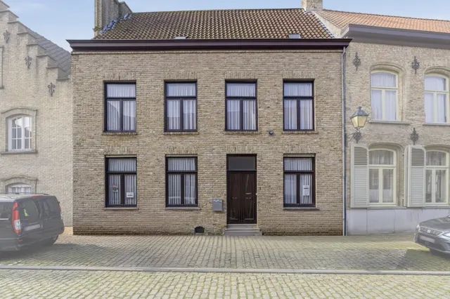 Huis te koop in Veurne – 1/10