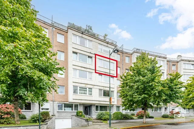 Appartement te koop in Jette – 1/10