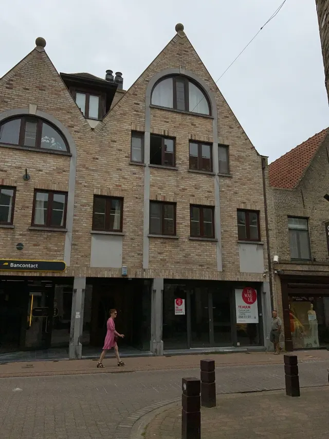 Appartement te huur in Veurne – 1/8