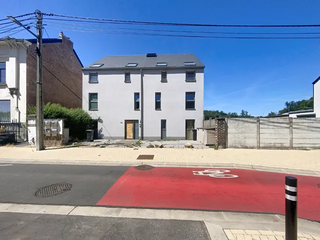 Appartement te huur in Jemeppe-sur-Sambre – 1/9