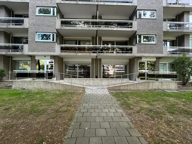 Gelijkvloers app. te huur in Antwerpen – 1/10