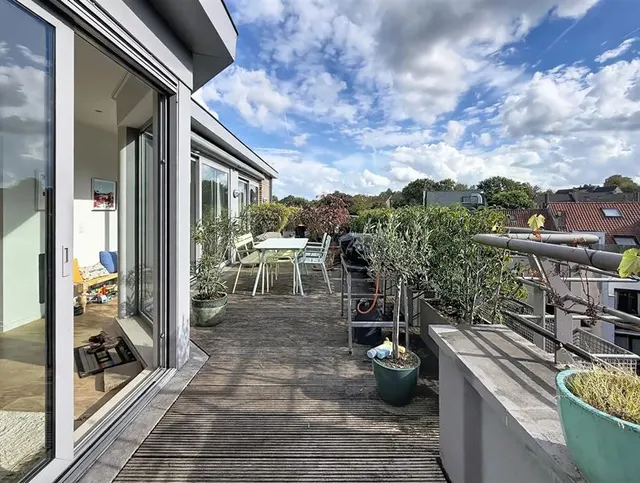 Appartement à louer à Ixelles – 1/10