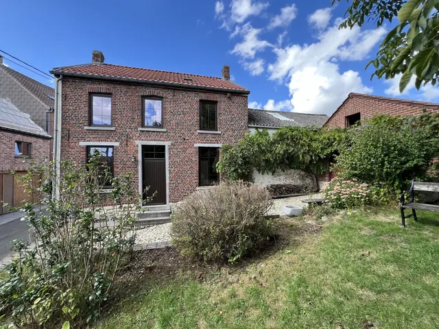 Maison à louer à Houtain-le-val – 1/10