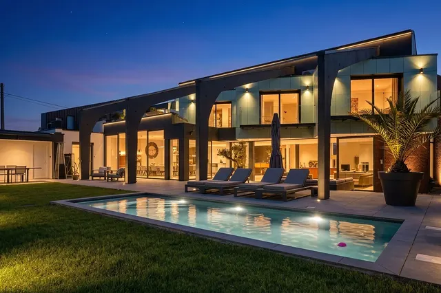 Villa à vendre à Estaimpuis – 1/10