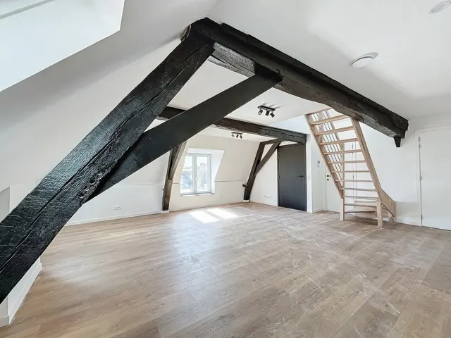 Appartement te huur in Tournai – 1/7