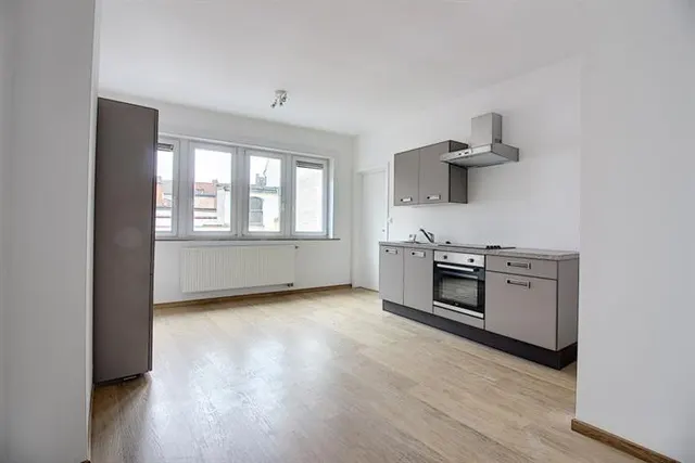 Appartement te huur in Tournai – 1/7
