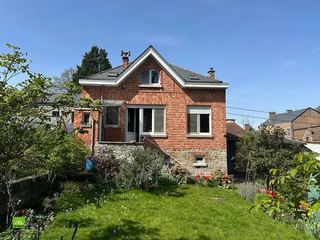 Villa à vendre à Wépion – 1/10