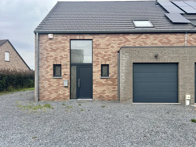 Huis te huur in Jurbise – 1/10