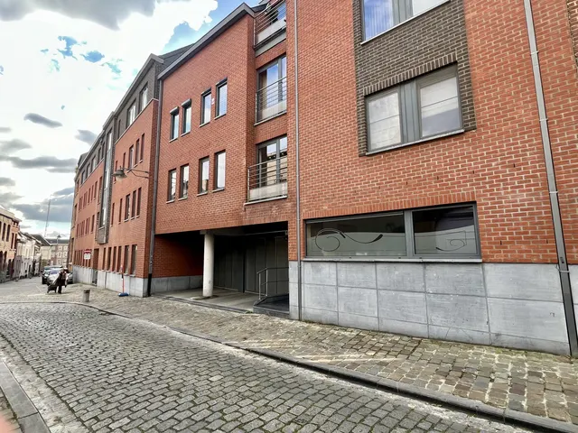 Appartement à louer à Mons – 1/8