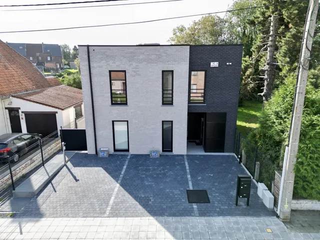 Appartement à louer à Morlanwelz – 1/10