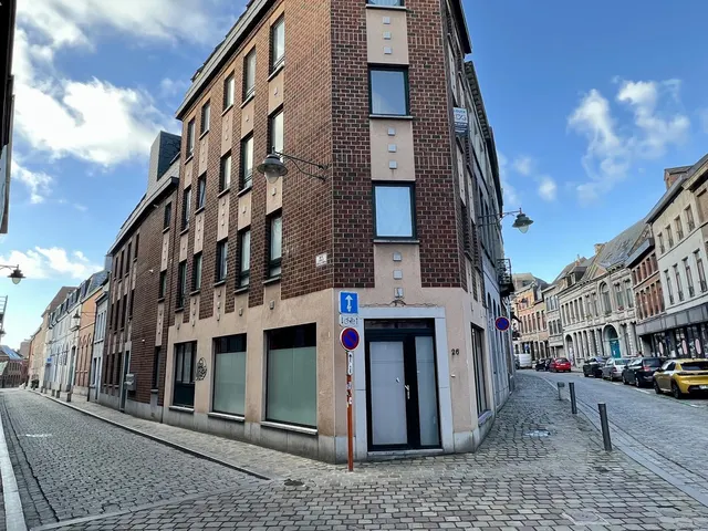 Appartement à louer à Mons – 1/8