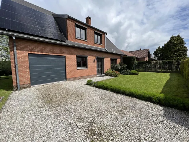 Huis te huur in Manage – 1/10