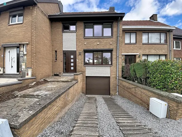 Huis te huur in Châtelineau – 1/9