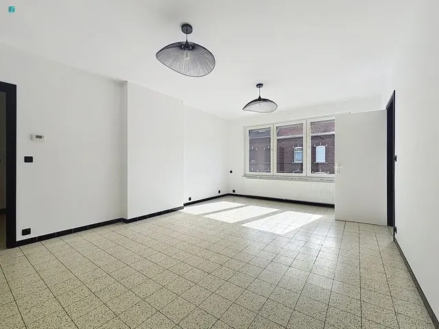 Appartement te huur in Gilly – 1/9