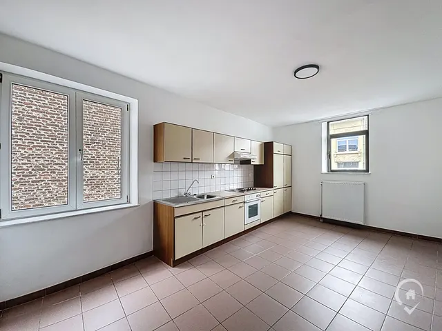Appartement te huur in Jambes – 1/5