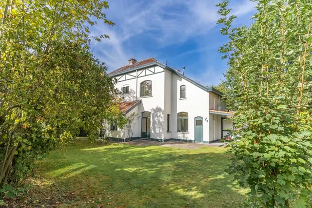 Maison à louer à Woluwe-Saint-Pierre – 1/10