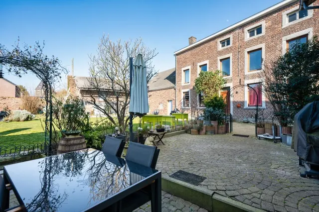 Huis te koop in Lixhe – 1/10