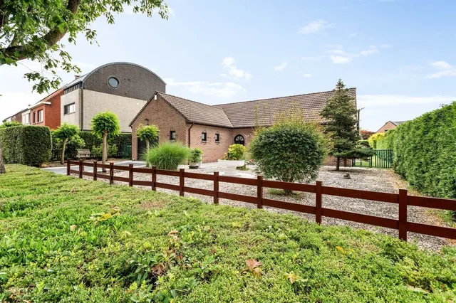 Huis te koop in Lint – 1/10