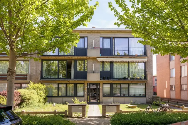 Appartement te koop in Brasschaat – 1/10