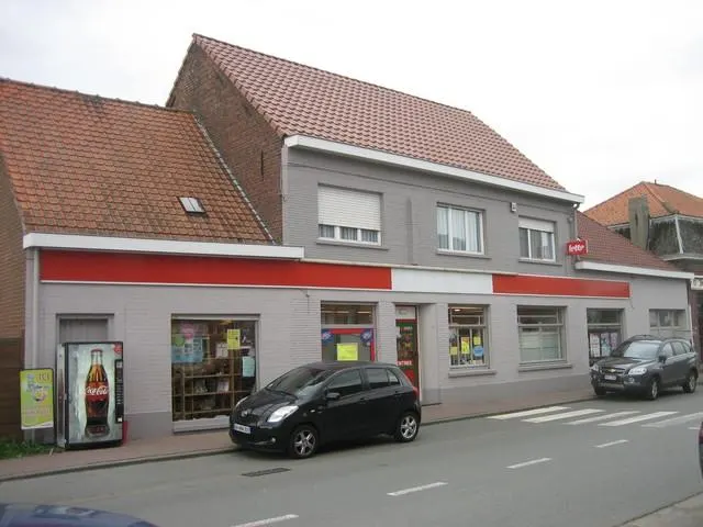 Huis te koop in Escanaffles – 1/10