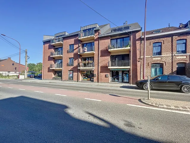 Appartement à vendre à Mont-Sur-Marchienne – 1/10