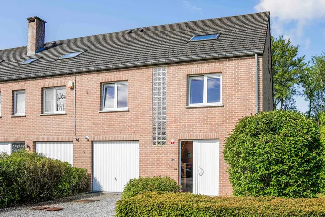 Huis te koop in Limelette – 1/10