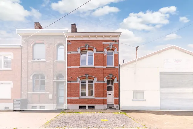 Huis te koop in Seraing – 1/10