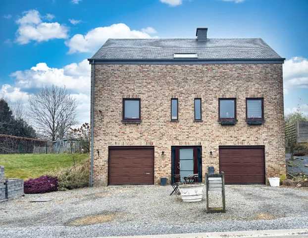 Maison à vendre à Bande