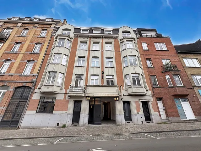 Appartement à louer à Ixelles – 1/10