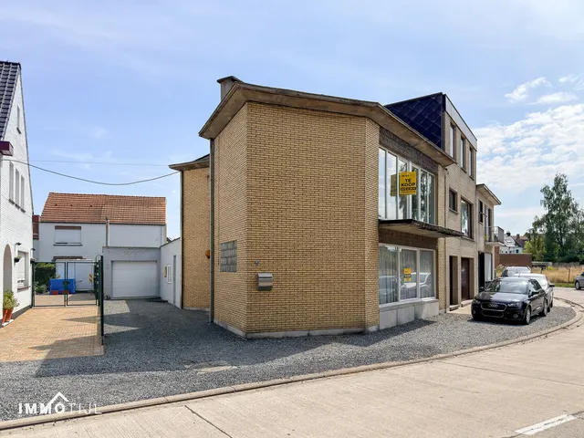 Maison à vendre à Denderleeuw – 1/10