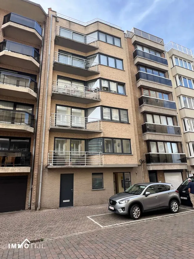 Appartement te koop in Oostende – 1/7