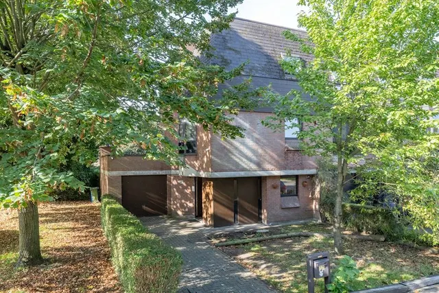 Huis te koop in Berchem – 1/10