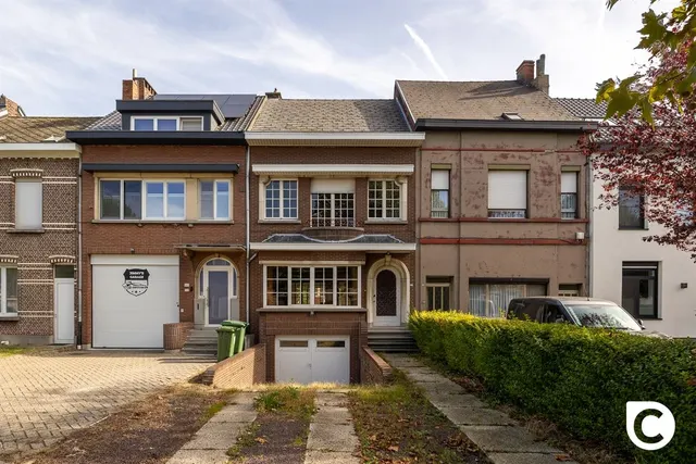 Huis te koop in Kontich – 1/10