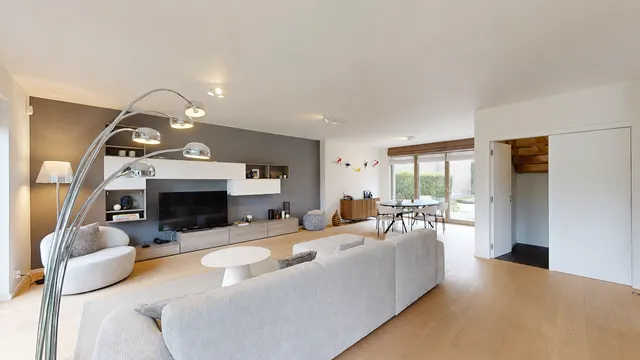 Huis te koop in Uccle – 1/10