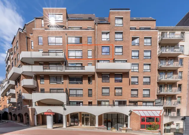 Appartement te koop in Ixelles – 1/5