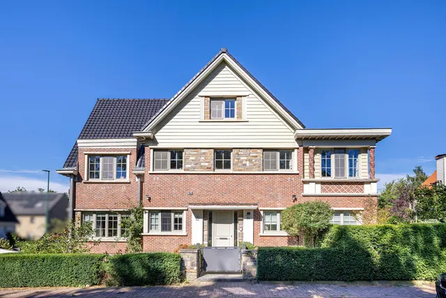 Huis te koop in Rhode-Saint-Genèse – 1/10
