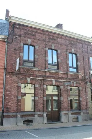 Huis te koop in Jemeppe-sur-Sambre – 1/10
