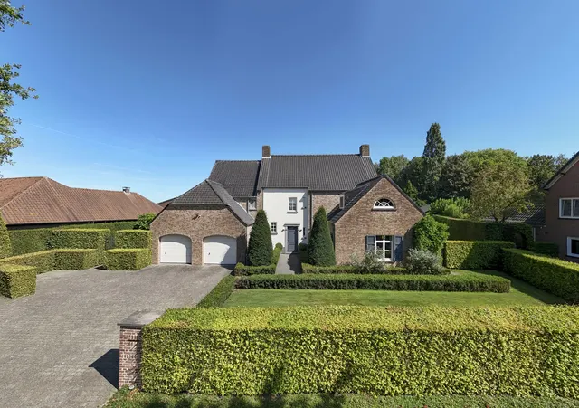 Huis te koop in Ravels Weelde – 1/10