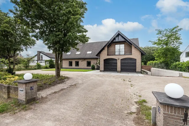 Huis te koop in Baarle-Hertog – 1/10