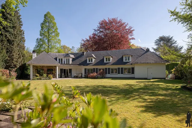 Huis à vendre à Brasschaat – 1/10