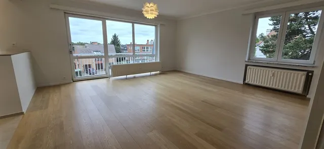 Appartement te huur in Woluwe-Saint-Pierre – 1/10