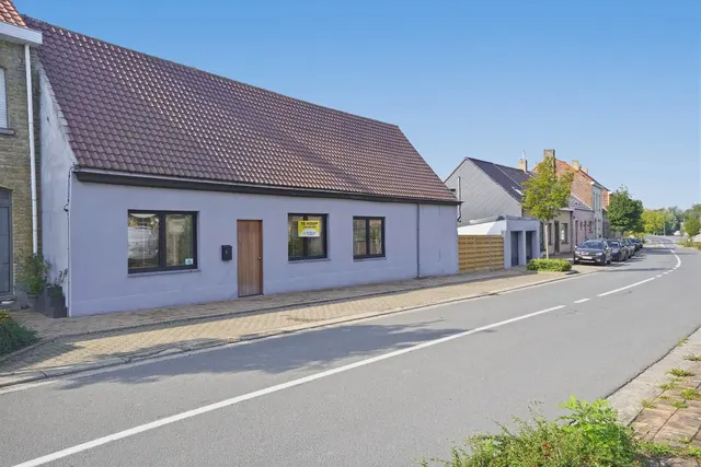 Woning te koop in Alveringem – 1/10