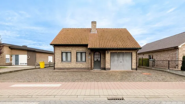 Huis te koop in Itegem – 1/10