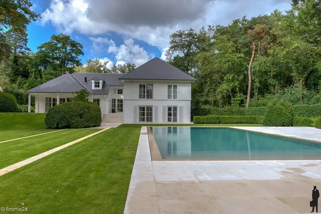 Huis à vendre à Brasschaat – 1/10