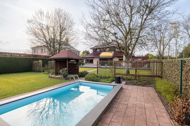 Huis te koop in Hoogstraten – 1/10