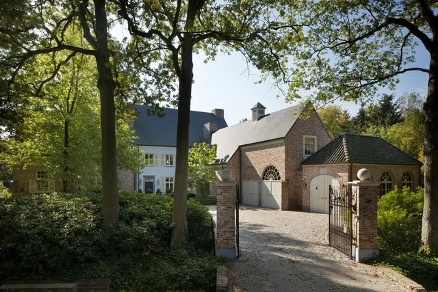 Huis te koop in Oud-Turnhout – 1/10