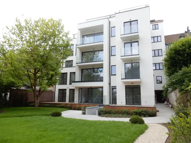 Appartement te huur in Ixelles – 1/10