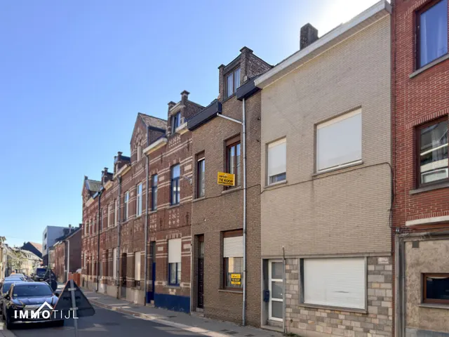 Huis te koop in Denderleeuw – 1/10