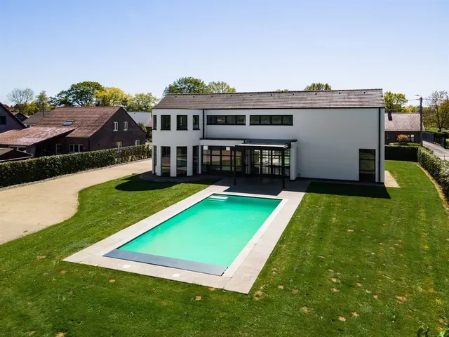 Huis te koop in Koersel – 1/10